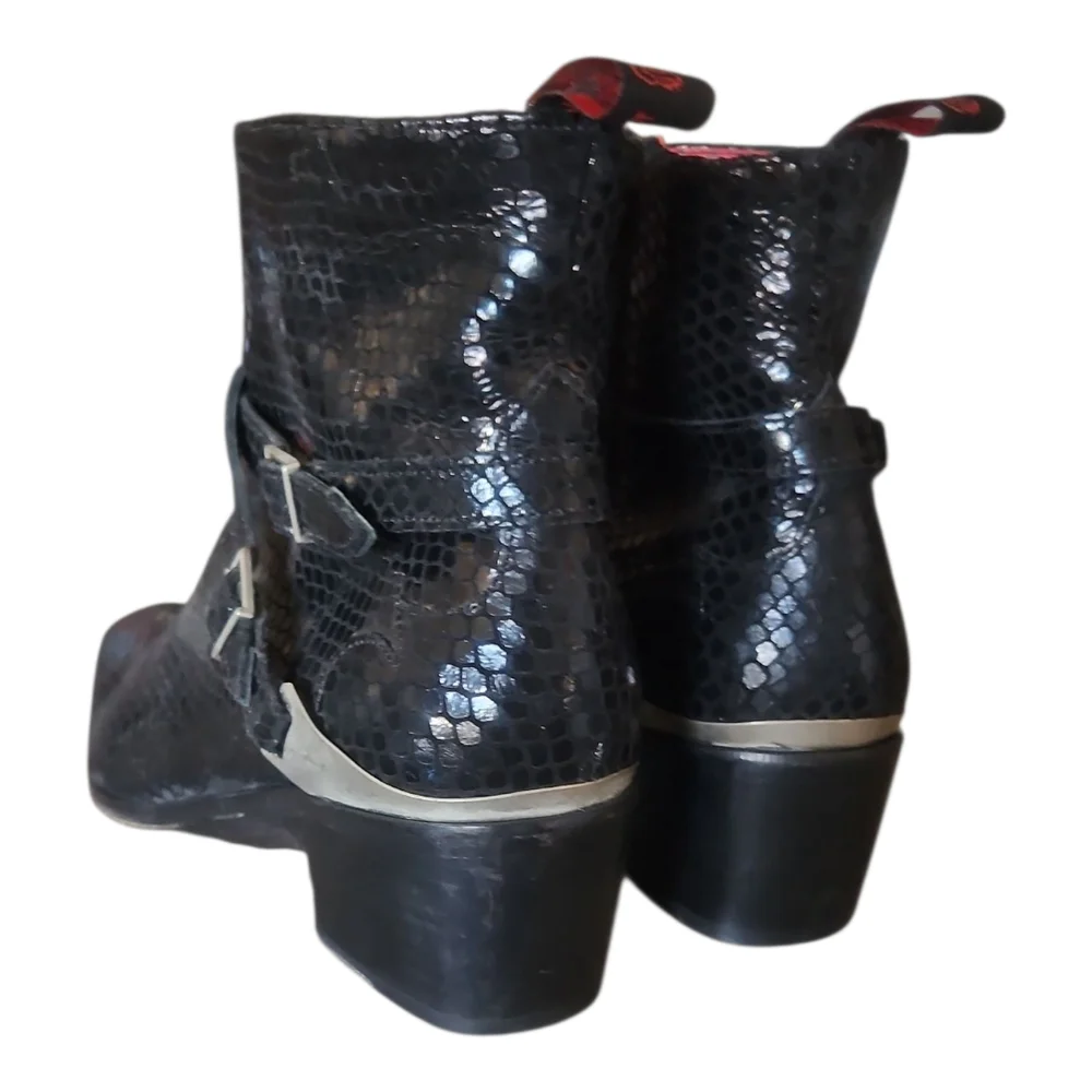 JEFFERY WEST | Muse Black Snakeskin Embossed Buckle Ankle Boots – US 11